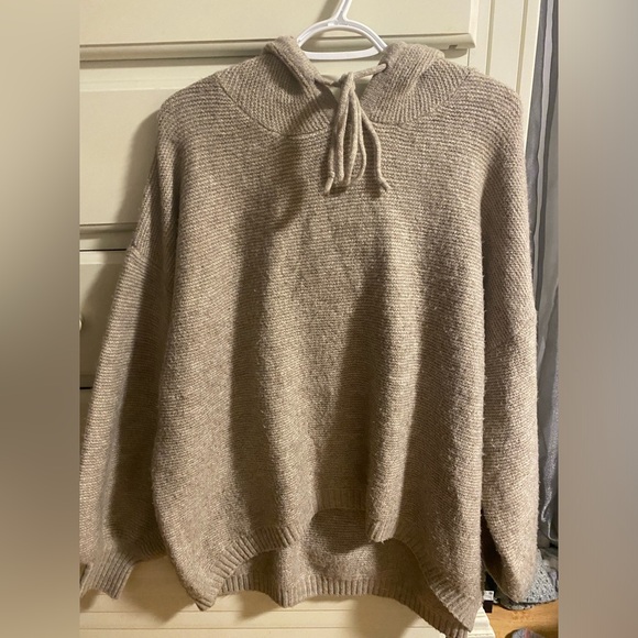 Comfy Sweater for Fall! - Picture 4 of 4